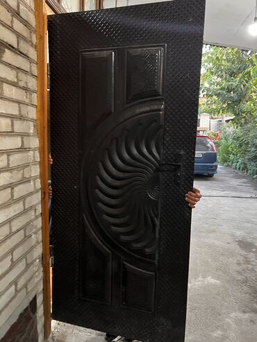 железные ворота для дома: Продаю входной дверь б/у!Прошу 8 тыс