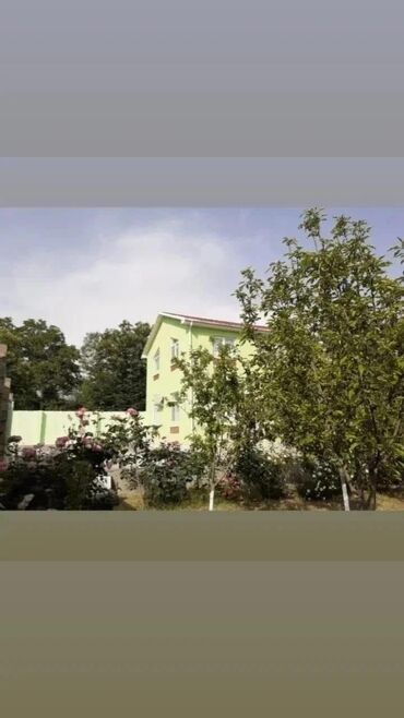 xirdalanda 2 otaqli ev satilir: 4 otaqlı, 99 kv. m, Yeni təmirli