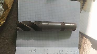 Другие автозапчасти: Фрезы дисковые отрезные. фрезы цилиндрические.Цена за весь — 17