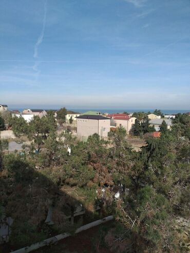 Həyət evləri və villaların satışı: Zaqulbada dəniz kənarında 3 mərtəbəli Villa satılır.900000 -da lalafo.az — 18 Həyət evləri və villaların satışı: Zaqulbada dəniz kənarında 3 mərtəbəli Villa satılır.900000 — 18