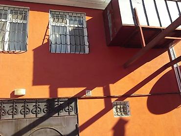 Həyət evləri və villalar: Basqal kəndində, meşə mənzərəli, 2 mərtəbə əşyalı ev .Real alıcıya — 3
