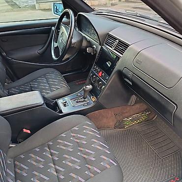 traktor farası: Mercedes-Benz C-Class: 1.8 l | 2000 il Sedan — 10