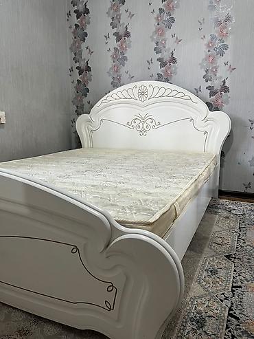 купить детскую кровать бу: Спальный гарнитур в классическом стиле, выполненный в белом цвете с — 3