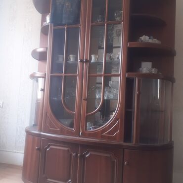 Dolab vitrinləri: Şüşəli dolab vitrini — 3