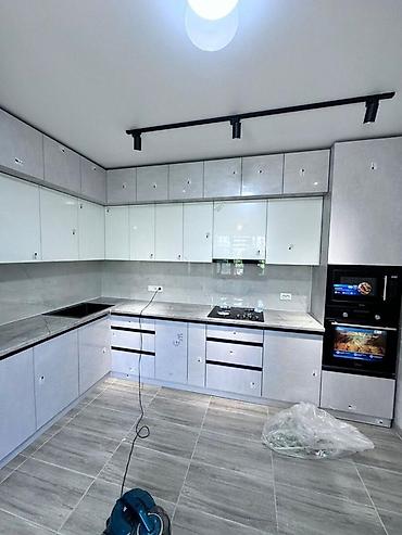 Кухонные гарнитуры: Кухонный гарнитур — 15