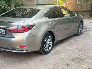 сиденья на нексия: Lexus ES: 2017 г., 2.5 л, Автомат, Гибрид, Седан
