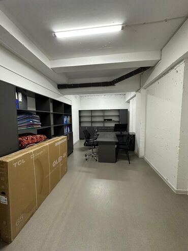 Офисы: Продаю Офис 384 м², С ремонтом, Многоэтажное здание, Цокольный этаж этаж — 5