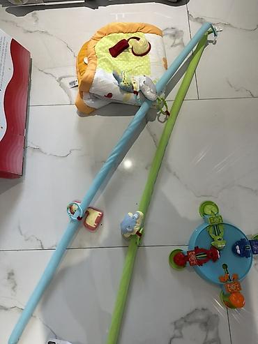 oyuncağlar: Mothercare - Uşaq oyun xalçası. Uşaq üçün erkən vaxtlarda əl və ayaq — 4
