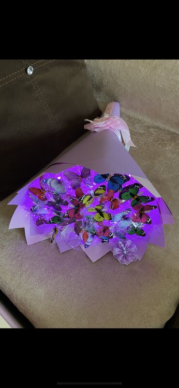 Buket güllər: Satilirlar endirim olub gul buketler 20m .Cadirilma Hezi Aslaniv — 6