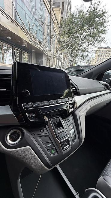 одесей: Honda Odyssey: 2019 г., 3.5 л, Автомат, Бензин, Минивэн — 7