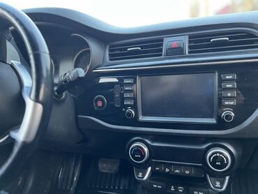 Kia: Kia Rio: 2018 г., 1.4 л, Автомат, Бензин, Седан — 12