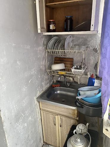 Uzunmüddətli kirayə mənzillər: İcərişəhər metrosunan 300 m. məsafədə, Abdulla Şaiq 5 kücəsində — 8