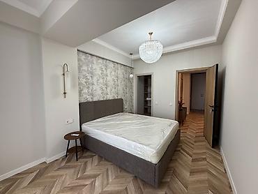 2025: 1 комната, 50 м², 3 этаж — 1