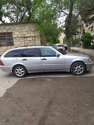 mercedes c230 kompressor 1998: Mercedes-Benz C-Sinif Universal (W202) – gümüş rəng • Kuzov: universal — 2