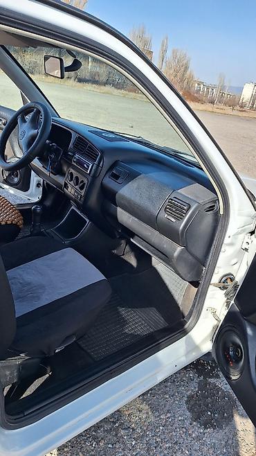 Volkswagen: Volkswagen Vento: 1996 г., 1.8 л, Механика, Бензин, Седан — 9