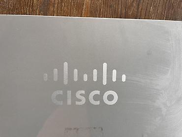 коммутаторы 24: Cisco SG200-26 Gigabit Smart Switch (модель SSG200-26) - 26-портовый — 2