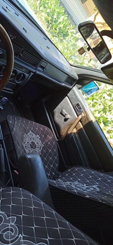 Другие автозапчасти: Запчасти На Мерседес 190,102мотор, инжектор 2куб,1991год, мотор — 15