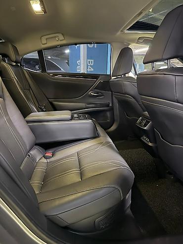 Lexus: Lexus ES: 2019 г., 2.5 л, Вариатор, Гибрид, Седан — 8