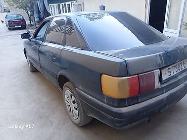 bmw ай8: Audi 80: 1989 г., 1.8 л, Кол менен иштөөчү, Бензин, Седан — 3