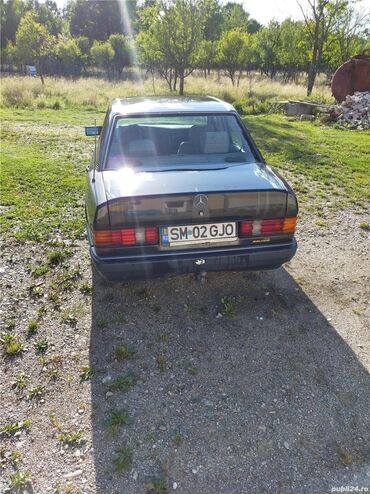 Mercedes-Benz: Mercedes-Benz 190: 2 l. | 1991 έ. Λιμουζίνα at lalafo.gr — 6 Mercedes-Benz: Mercedes-Benz 190: 2 l. | 1991 έ. Λιμουζίνα — 6