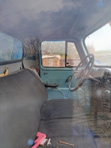 Yük maşınları: Yük maşını – GAZ (klassik kabinli), mavi rəngdə taxta bortlu kuzov — 9