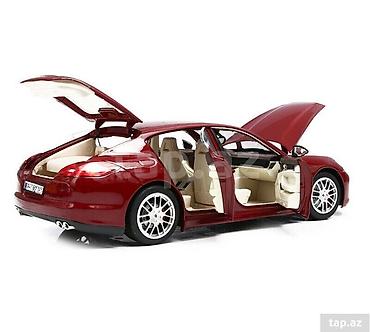 baqaji: Porsche Panamera 1:18 miqyaslı kolleksiya modeli - Rəng: tünd — 4