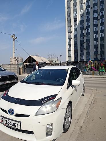 кел кел: Toyota Prius: 2011 г., 1.8 л, Робот, Гибрид, Лифтбек — 8