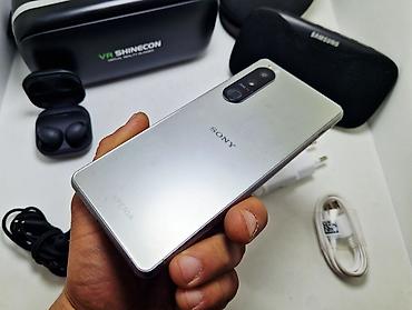 Sony: Sony Xperia 5 IV, Б/у, 256 ГБ, цвет - Серебристый, 1 SIM, 2 SIM, eSIM — 1