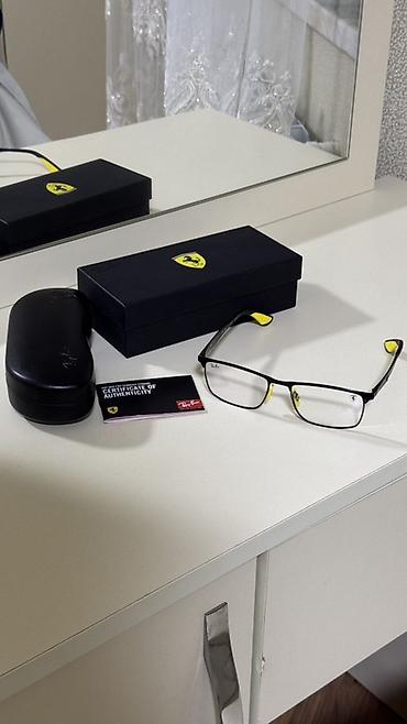 gün eynəklərinin satışı: Ray-Ban for Scuderia Ferrari optik çərçivə eynəyi. Komplektə — 2