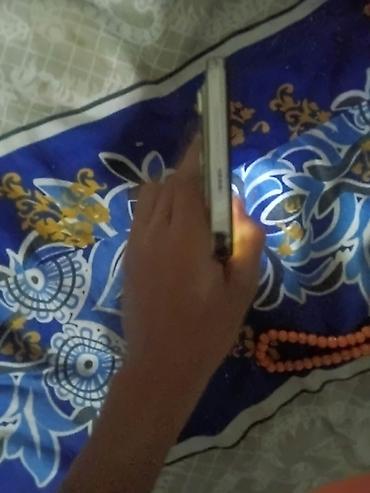 playstation 4 oyunları bakida: Smartfon – böyük tam ekranlı, ön hissədə “dinamik ada” tipli — 2