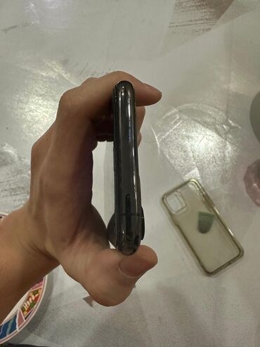 Apple iPhone: IPhone 11 Pro, Б/у, 256 ГБ, Space Gray, Чехол, 86 % — 3