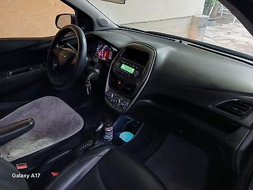 лобавое стекло: Chevrolet Spark: 2018 г., 1 л, Автомат, Бензин — 2