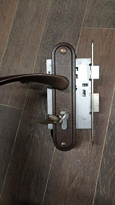 Дверные кодовые замки: Дверные Замки меж комнатные, наружные,гаражные,для брон дверей — 24