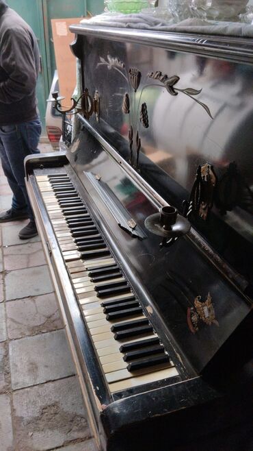 Pianolar: Piano, Akustik, İşlənmiş, Ünvandan götürmə, Pulsuz çatdırılma