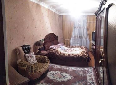 Köhnə tikili: Bakı, 7-ci mikrorayon, 3 otaqlı, Köhnə tikili, 80 kv. m — 4