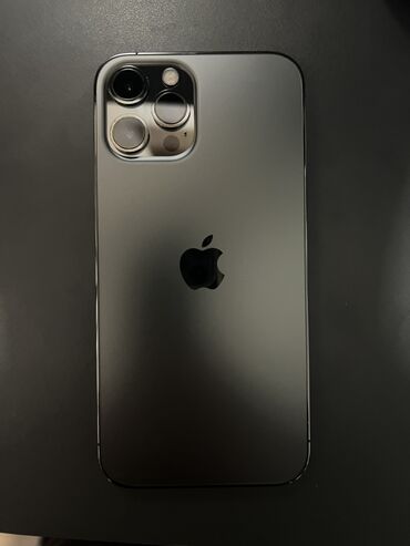 Apple iPhone: IPhone 12 Pro Max, Б/у, 128 ГБ, Graphite, Защитное стекло, Чехол, Кабель, 81 %
