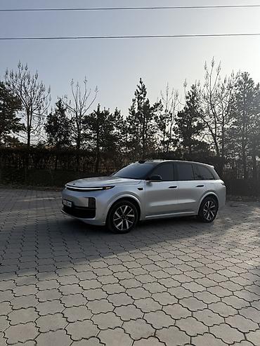 Lixiang: Lixiang L8: 2023 г., 1.6 л, Автомат, Гибрид, Кроссовер — 3