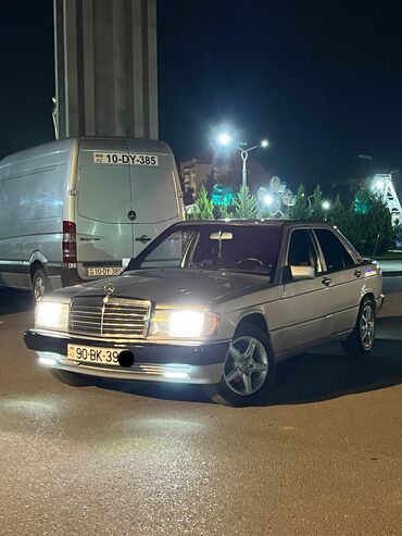 turbo az çeşqa 1.8: Mercedes-Benz 190 (W201): 2.3 l | 1992 il Sedan