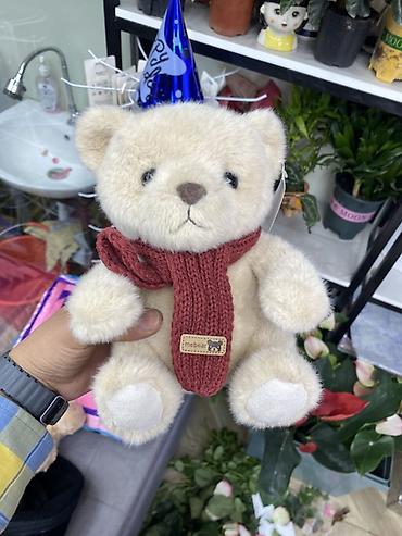 Мягкая игрушка — плюшевый мишка Mebear. - Размер: компактный, удобно