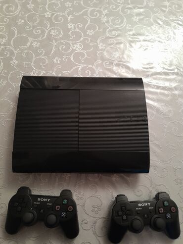 PS3 (Sony PlayStation 3): Play station 3 500 super slim.Hec bir problemi yoxdu.termopastasi yeni