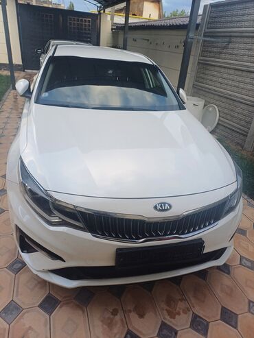 капият машина: Kia K5: 2018 г., 2 л, Автомат, Бензин, Седан