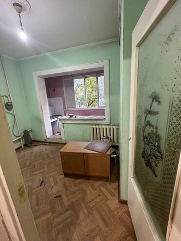 однокомнатная квартира продается: 1 комната, 36 м², 106 серия, 3 этаж, Старый ремонт
