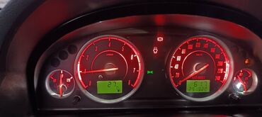 Ford: Ford Mondeo: 2 l | 2004 il 293000 km Sedan — 5