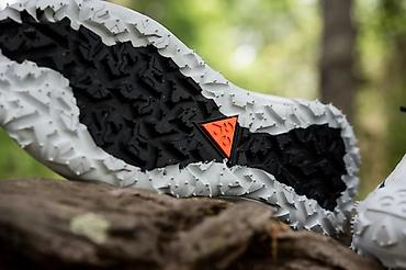 nike acg mountain fly: Мужские кроссовки, 40, Nike, Новый, цвет - Черный, Самовывоз — 10