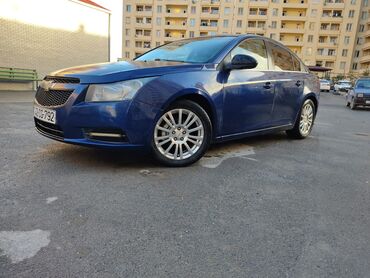 Chevrolet: Chevrolet Cruze: 1.4 l | 2011 il 320000 km Sedan