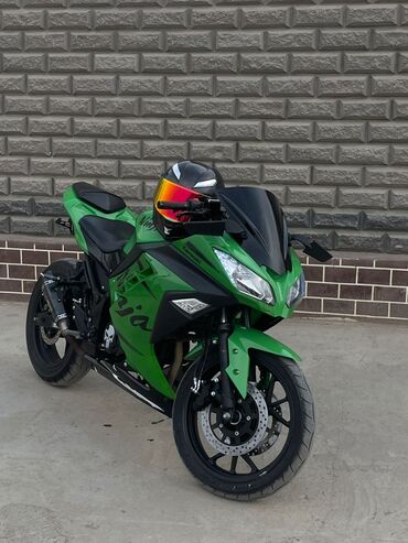 водный мотоцикл: Спортбайк Kawasaki, 250 куб. см, Бензин, Чоңдор үчүн, Колдонулган
