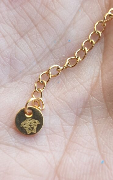 Ogrlice: Ogrlica sa priveskom, Versace, Materijal: Zlato — 13