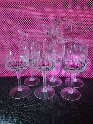 Čaše: Case nove kristal 60,70te za vino,rucni rad. Case komada 7 u ceni — 5