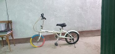 спорт комплект: Велосипед в отличном состоянии . белый, корейскийлёгкийскладной