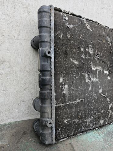 Радиаторы: Радиатор охлаждения двигателя Volkswagen Polo 3 / VW Lupo / Seat — 9